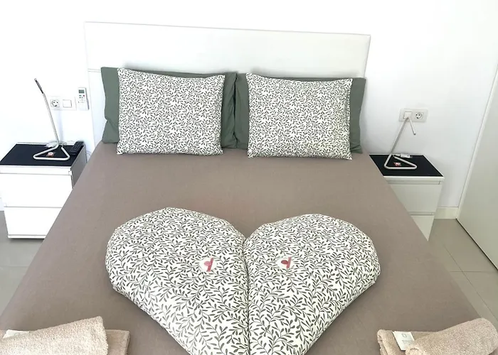 Heart Of Veronicas With Beautiful Ocean View